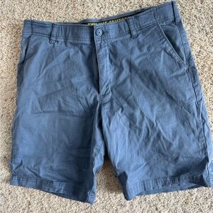 Lee Men's Extreme Comfort Blue Flat Front Shorts